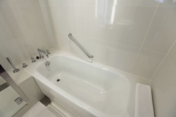 Bathtub Repair in Easton